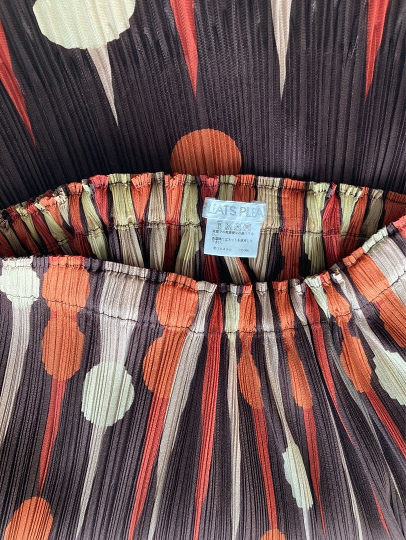 美品　サイズL相当　イッセイミヤケ　プリーツ加工　セットアップ　ドット　ブラウン