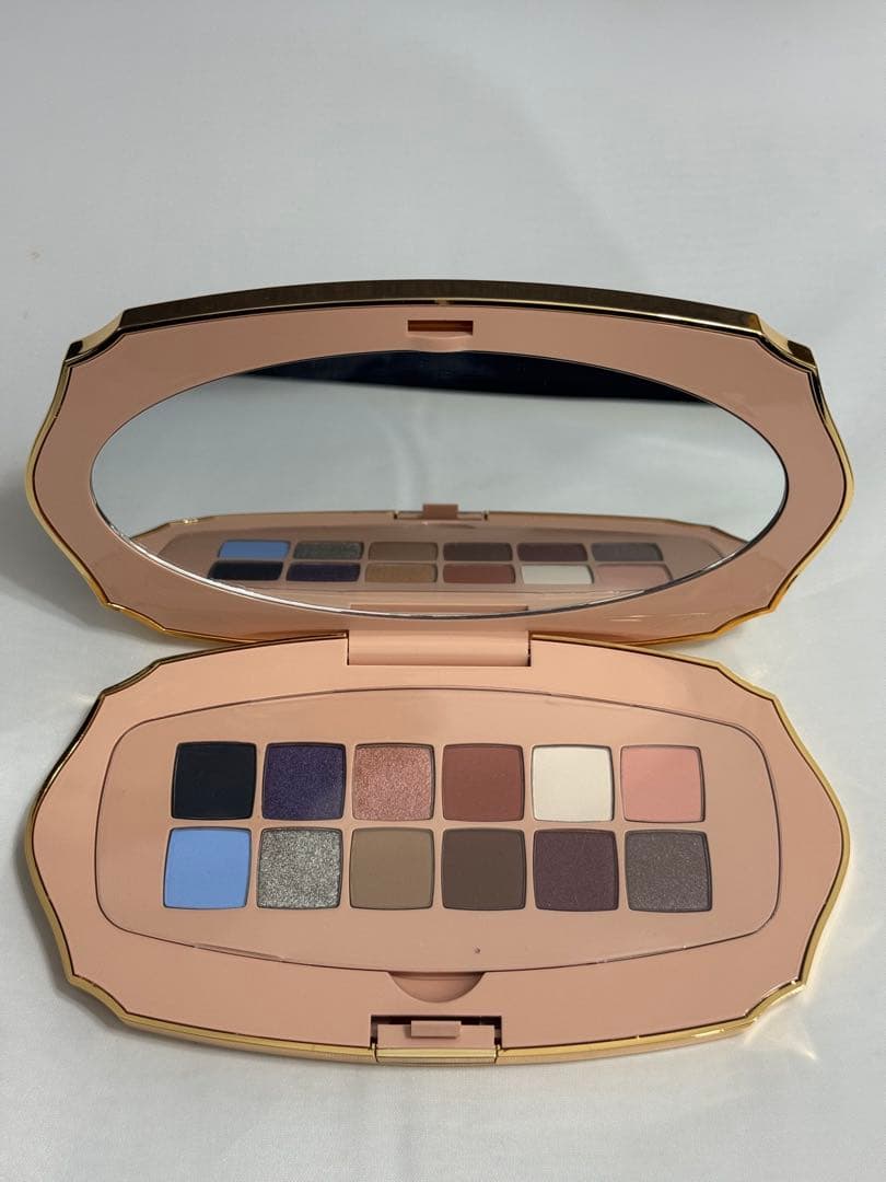 【新品未使用】グッチ パレット ボーテ デ ジュー フローラ アイシャドウ