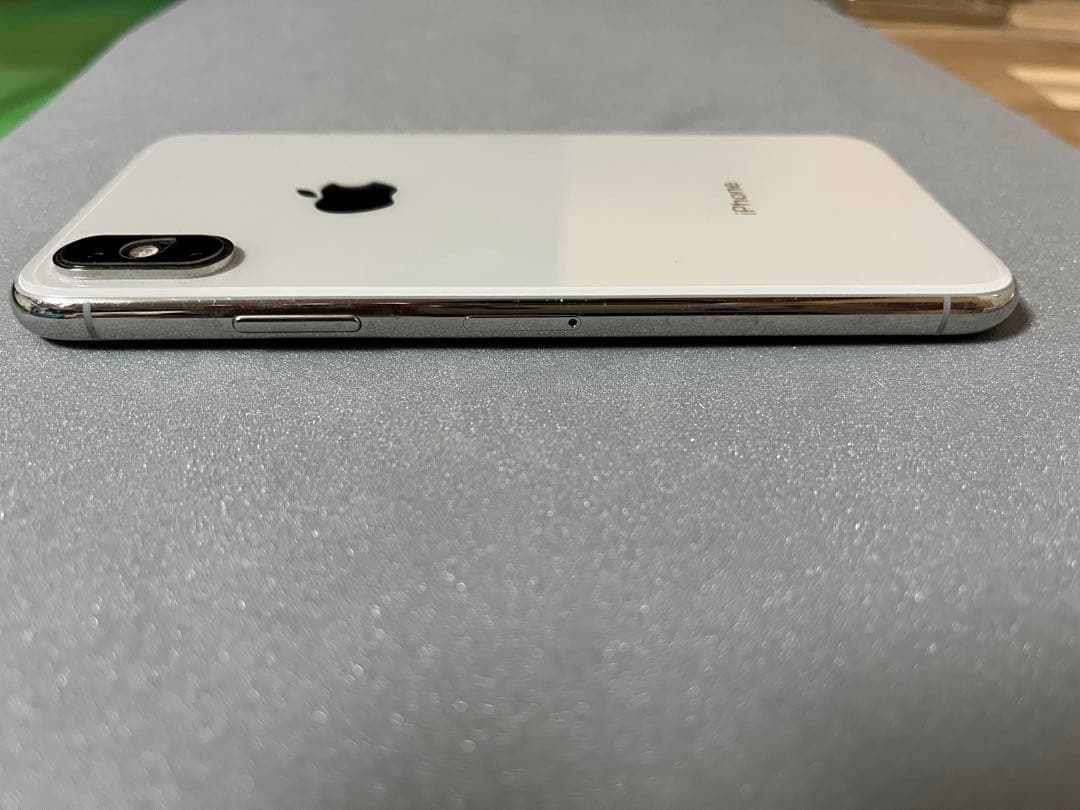 Apple iPhone Xs 256gb シルバー 本体