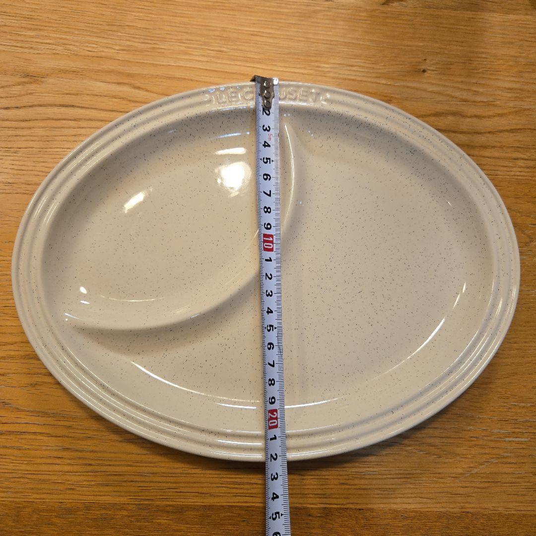 ルクルーゼ　マルチオーバルプレート　シャイニーストーン　4枚セット