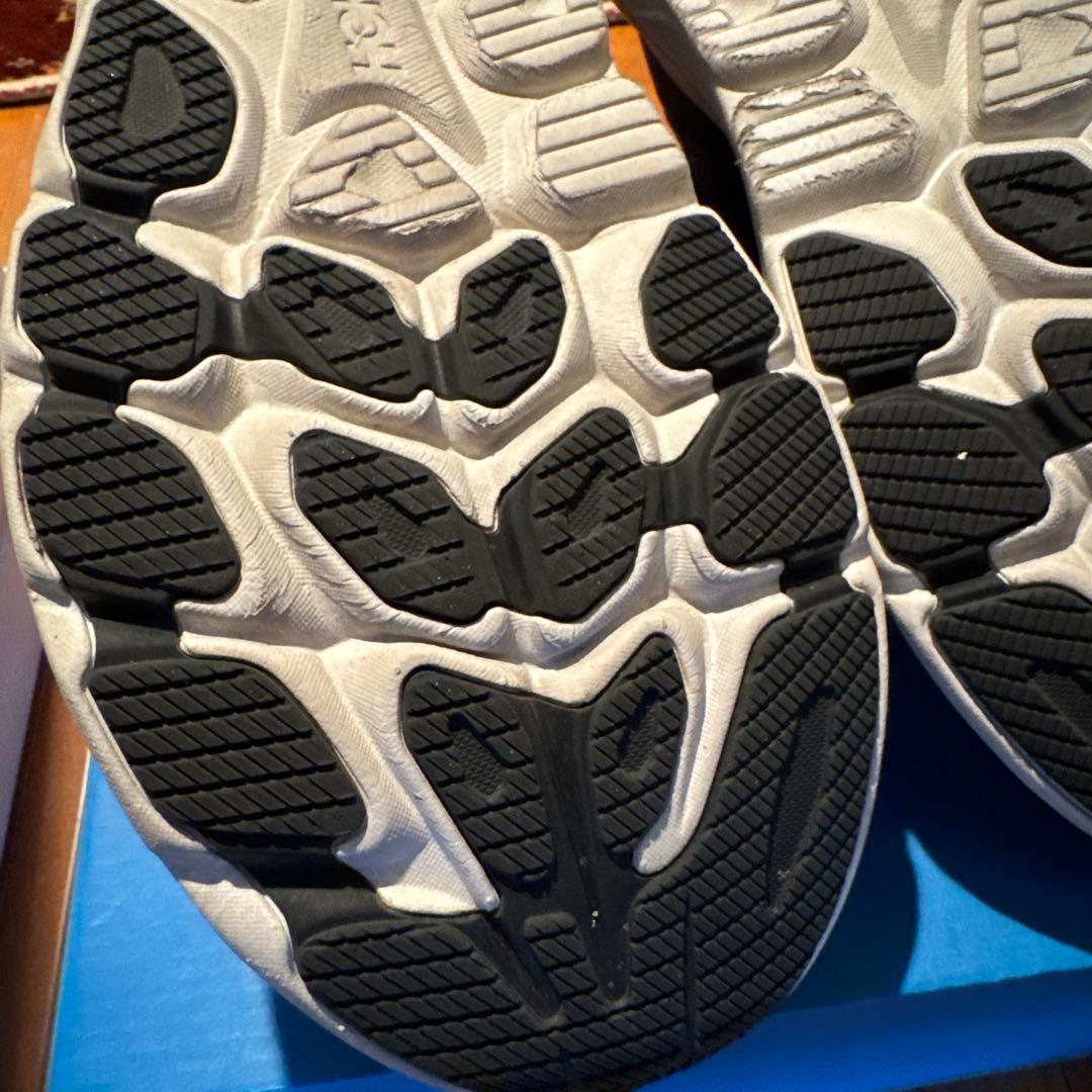 HOKA スニーカー クリプトン10ブラック/ゴールド