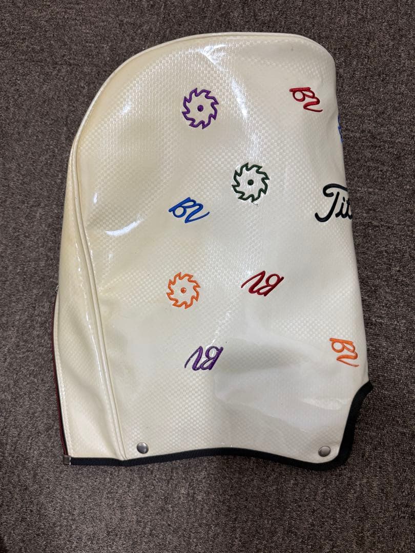 タイトリスト　エナメルキャディバッグVOKEY DESIGN