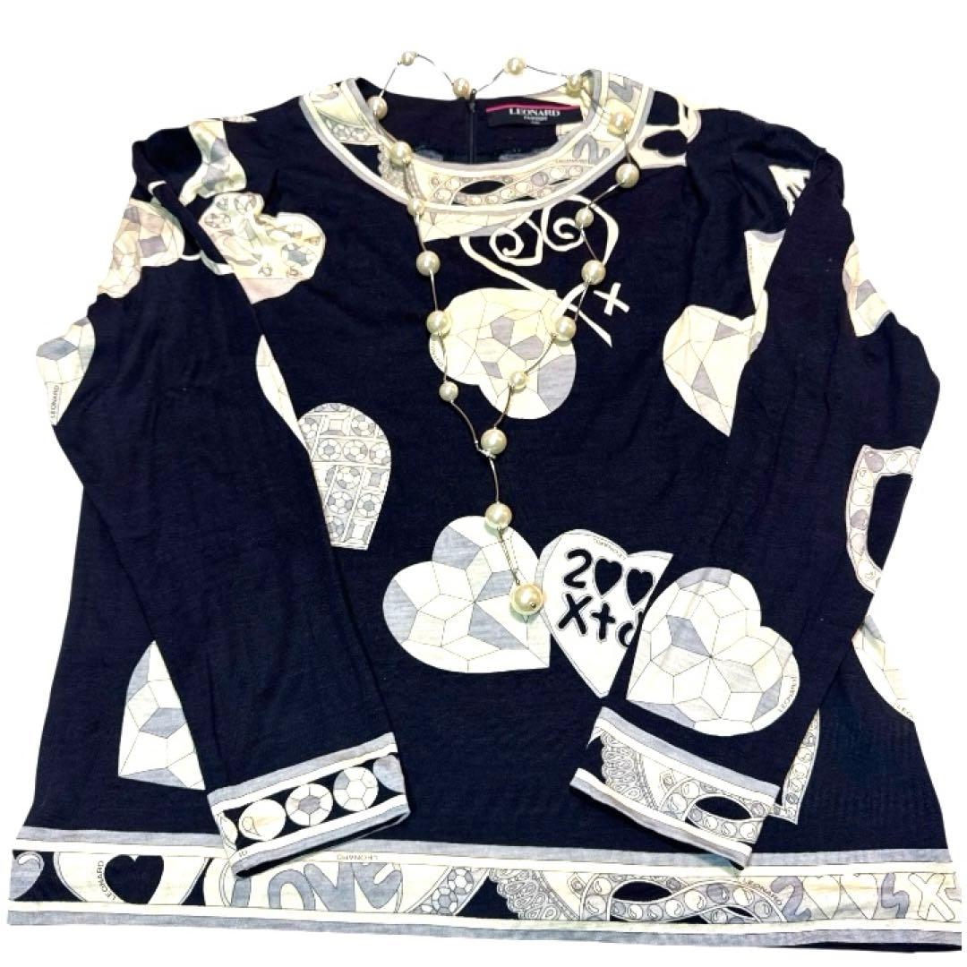 レオナール　シルクウール　トップス カットソー トトリムハート柄　黒地白グレーL