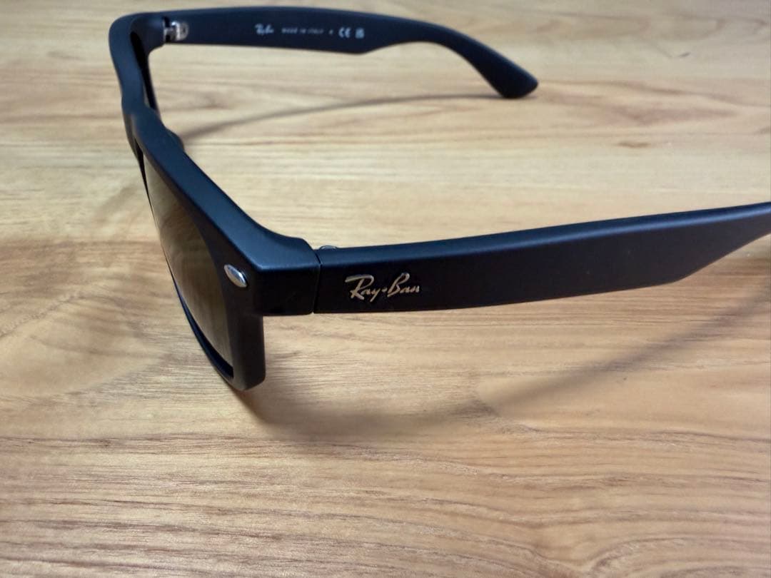 レイバン ニューウェイファーラー　RB2132F