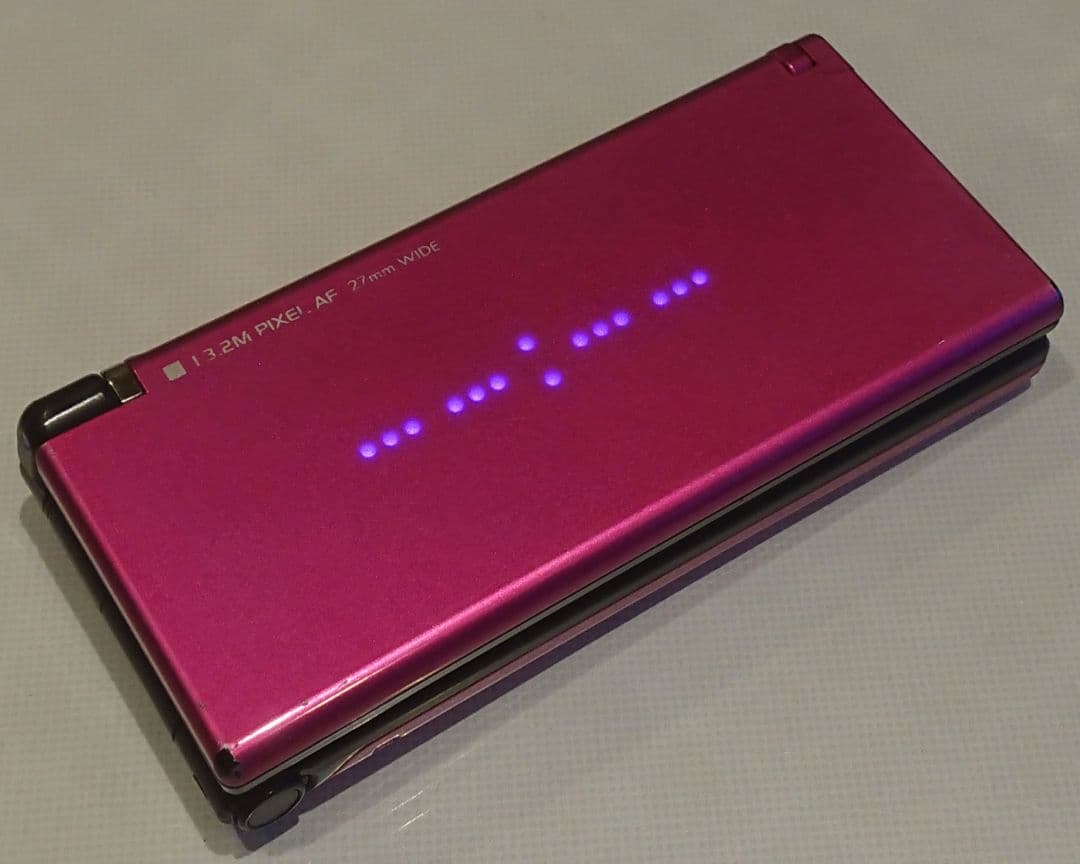 ドコモ P-04B PINK ピンク ガラケー ワンセグ ガンダム ゲーム 携帯