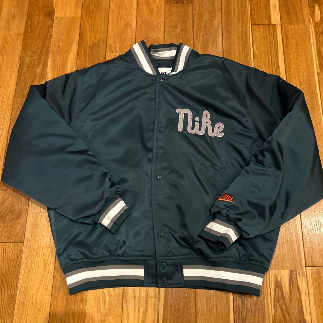 NIKEスタジャンXL新品未使用