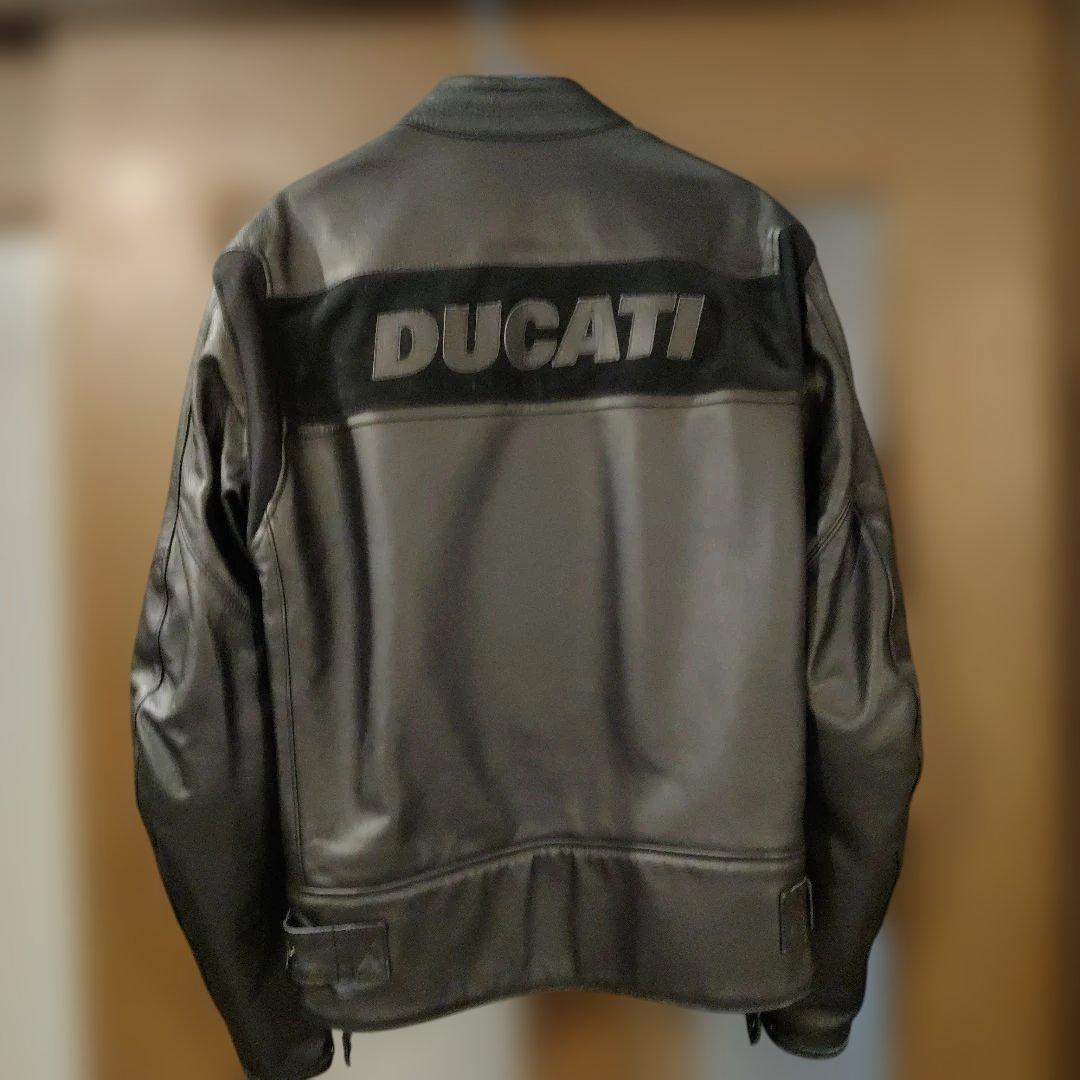 Ducati レザーライディングジャケット