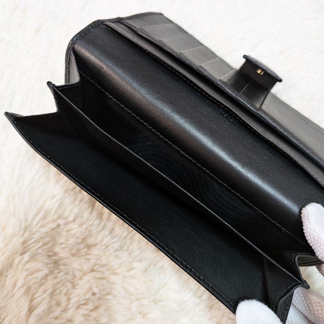 美品✨️グッチ 長財布 GGシマ ロゴプレート シマレザー フラップ 黒 本革