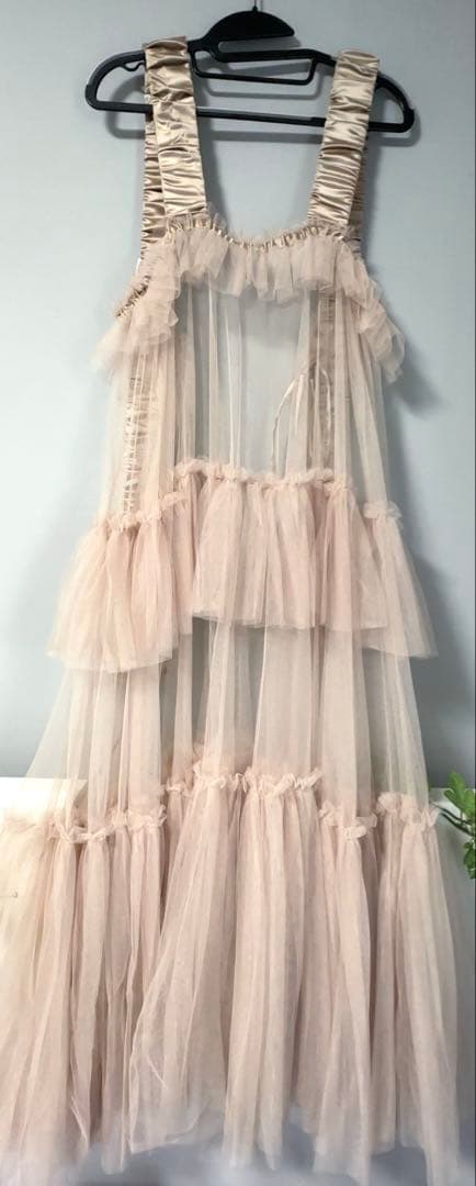 J1U シースルーボリュームチュールデザインジレ