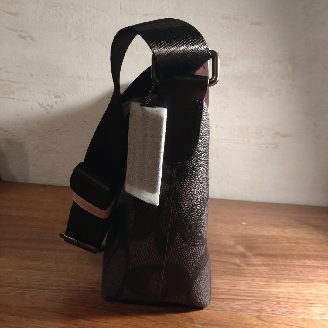 [新品、未使用]COACH スモール フィン クロスボディ ポーチ