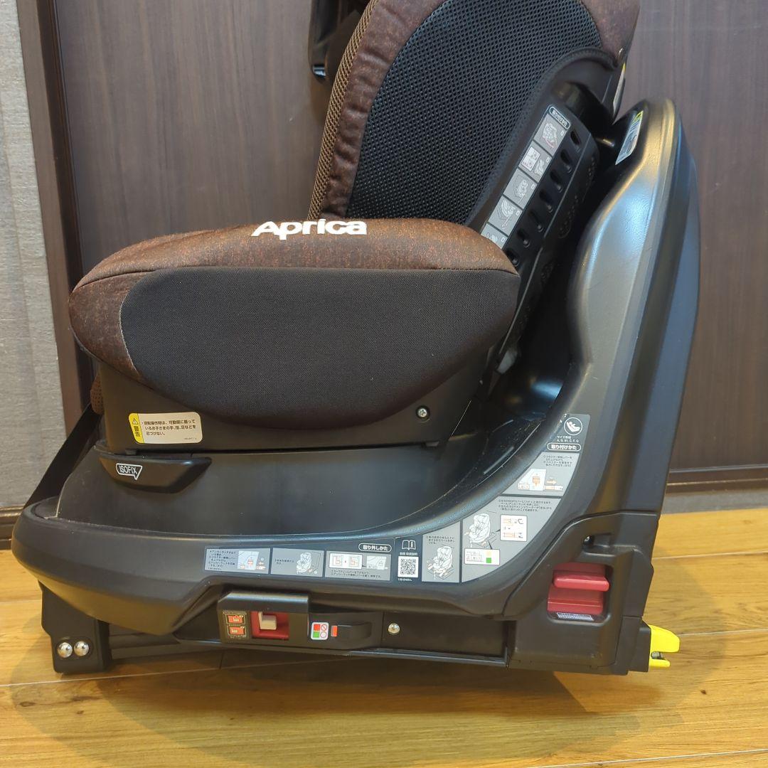 値下げ　Aprica アップリカ フラディアグロウ ISOFIX　ブラウン