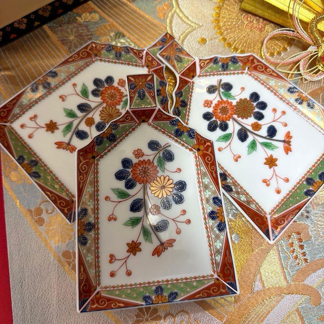 ミリ　12/26から28まで発送❌ たち吉赤絵2種　庫山窯　No.4-37