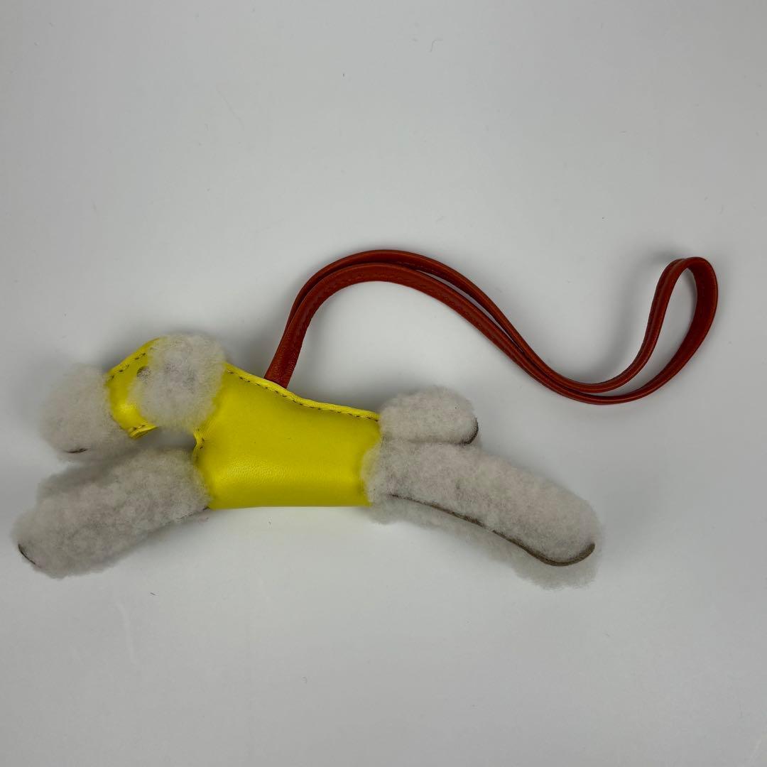 美品✨エルメス バディチャーム 犬 アニマル ドッグ レザー ライムイエロー 黄