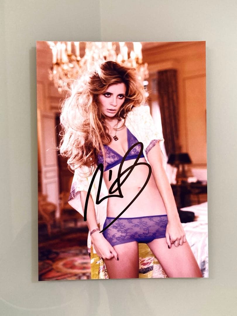 ミーシャ・バートン直筆サイン入り2Lサイズ写真…