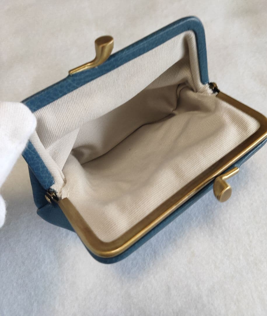 ＊pocopoco＊ 新品 イルビゾンテ がま口 ケース 小銭入れ