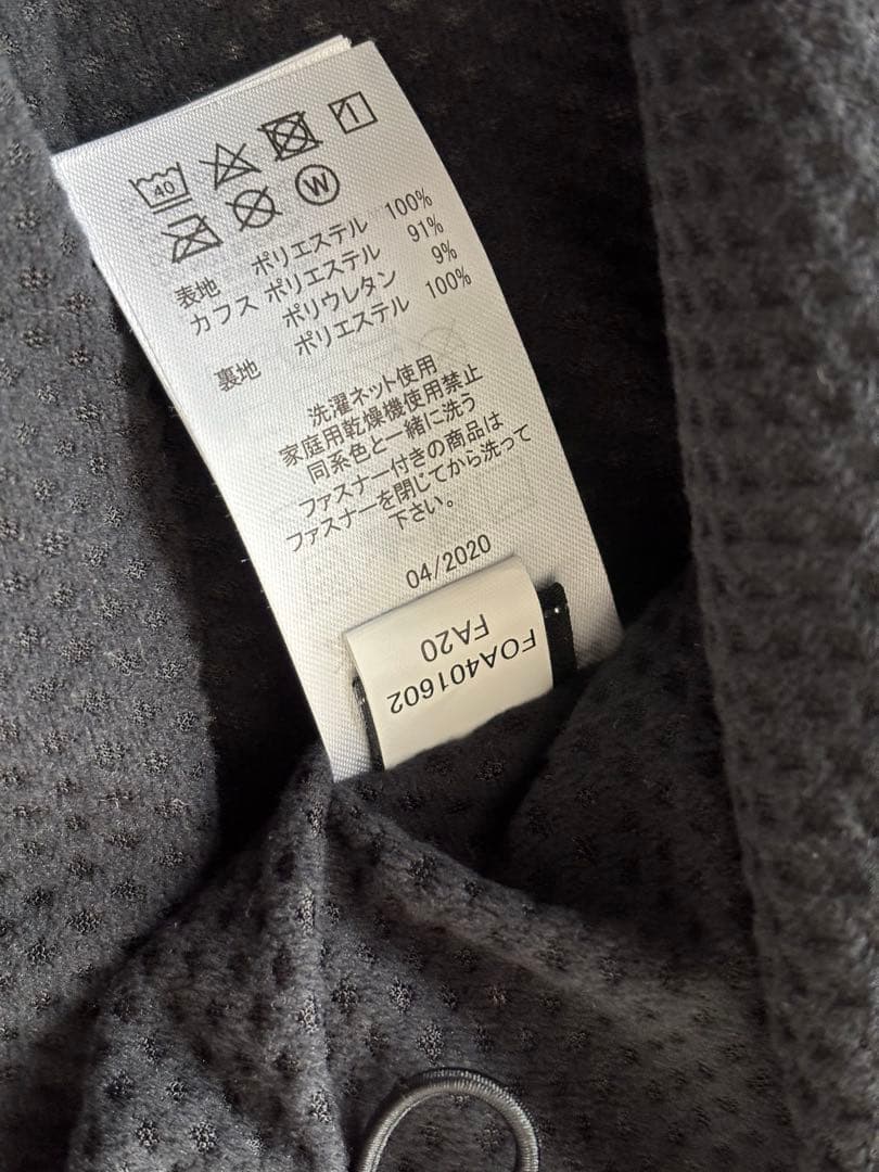 【新品未タグ付】オークリー ウインドブレーカー（上L・下M）保温 撥水 静音機能