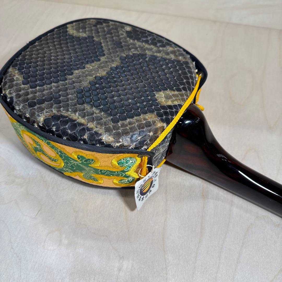 真壁型三線　仲嶺盛文作　本皮一枚張り ハードケース付き　こうさん専用