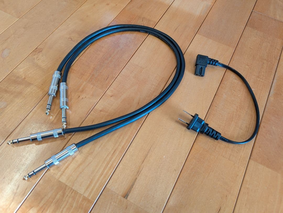 美品 ADAM D3V オーディオインターフェイス