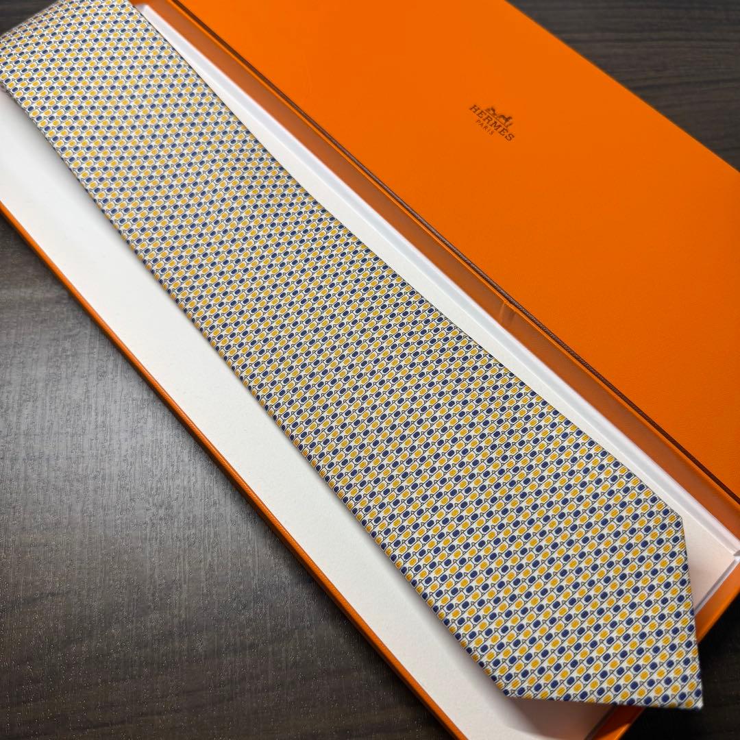未使用 希少 HERMES エルメス 3Dメガネ柄 ネクタイ イエロー シルク