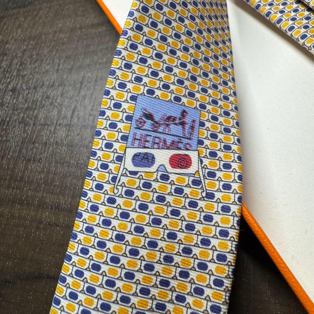 未使用 希少 HERMES エルメス 3Dメガネ柄 ネクタイ イエロー シルク