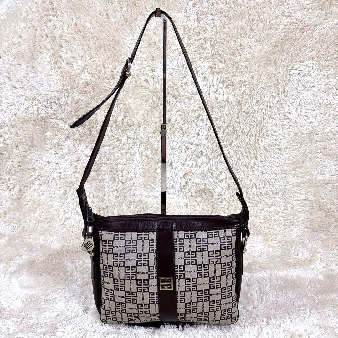 GIVENCHY ジバンシィ ショルダーバッグ モノグラム 4G PVC レザー