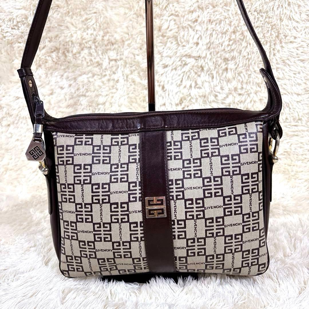 GIVENCHY ジバンシィ ショルダーバッグ モノグラム 4G PVC レザー