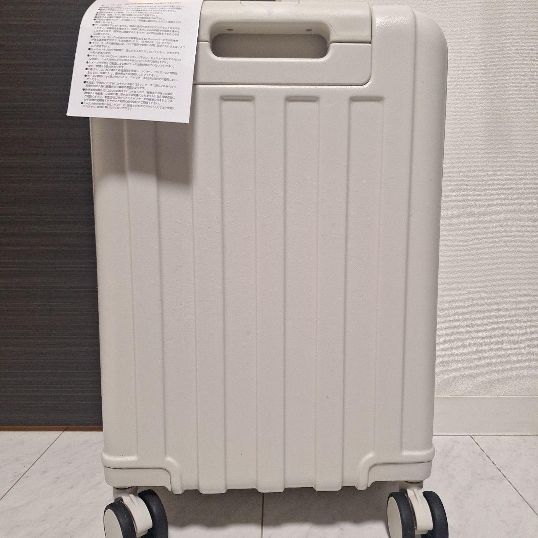 【新品】しまむら　ちはるコラボ　シンデレラ　キャリー