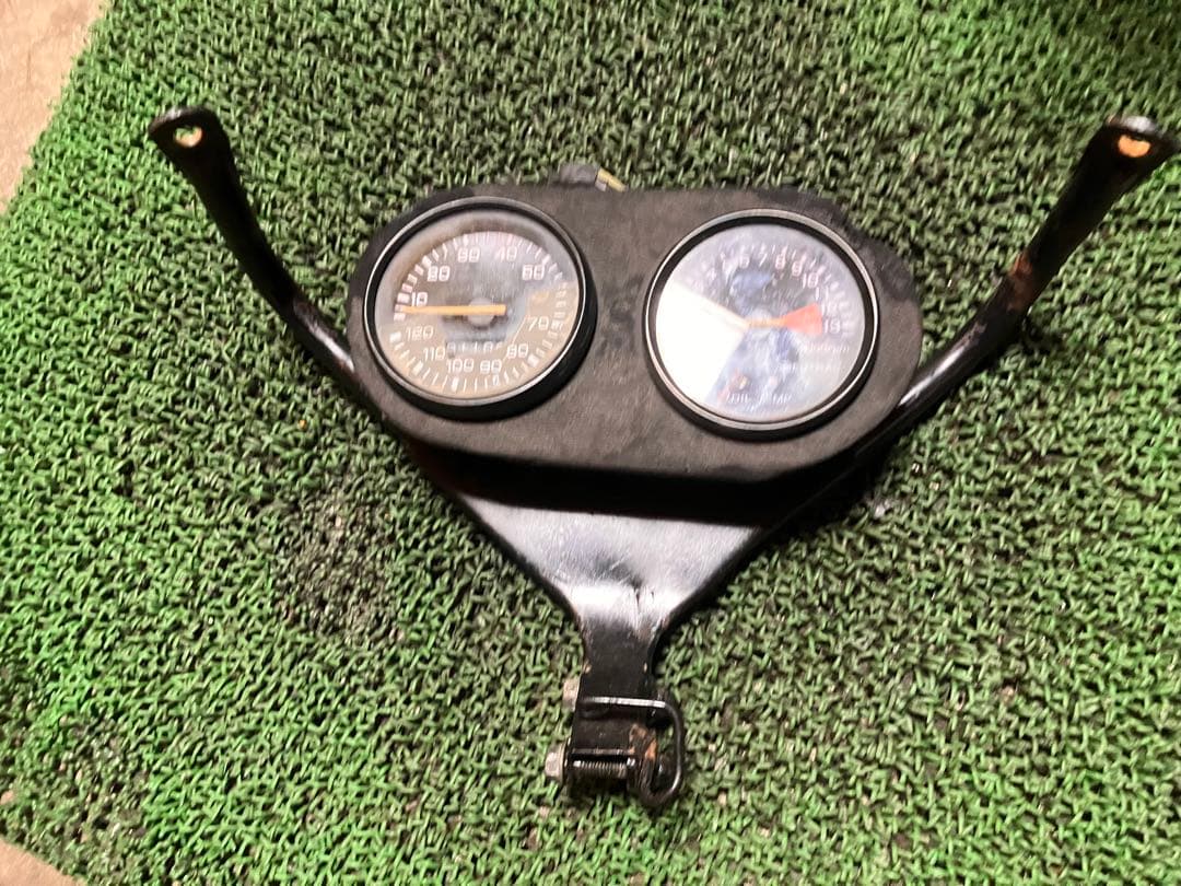 NS-1 スピードメーター　タコメーター　メーターステー　アッパーカウルステー