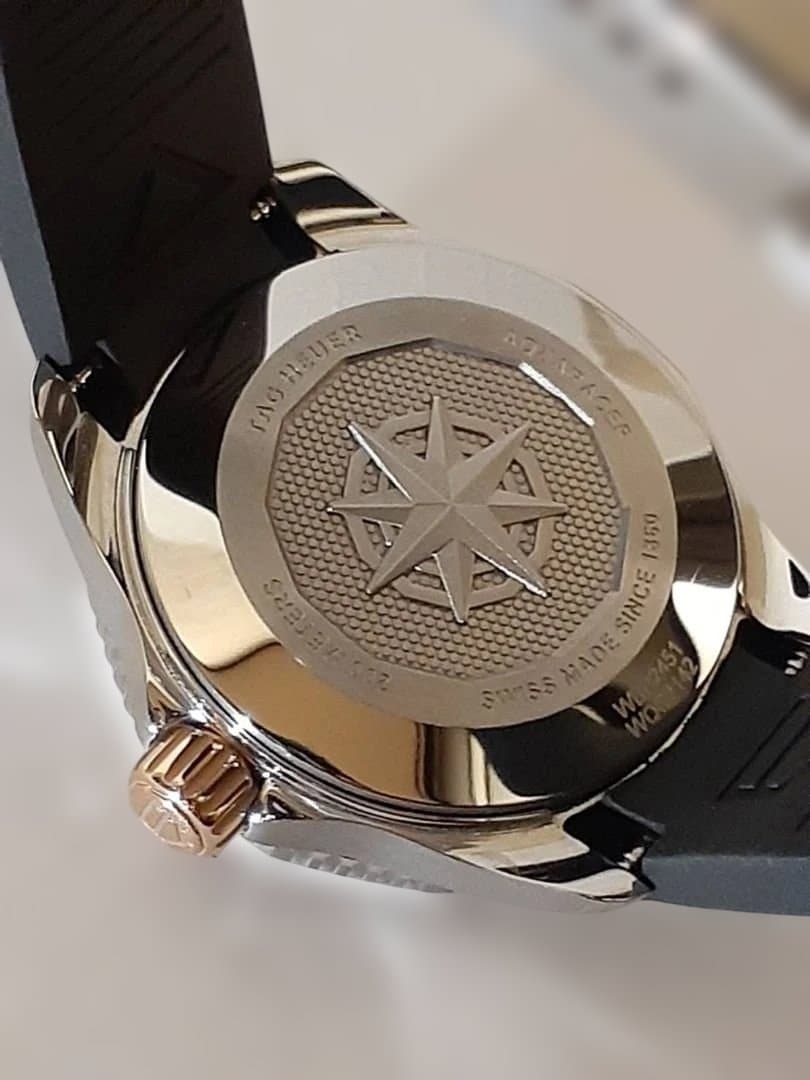 ダイヤ付　タグホイヤー アクアレーサー プロフェッショナル200 デイト　腕時計