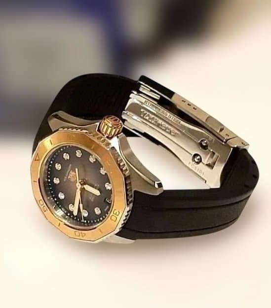 ダイヤ付　タグホイヤー アクアレーサー プロフェッショナル200 デイト　腕時計