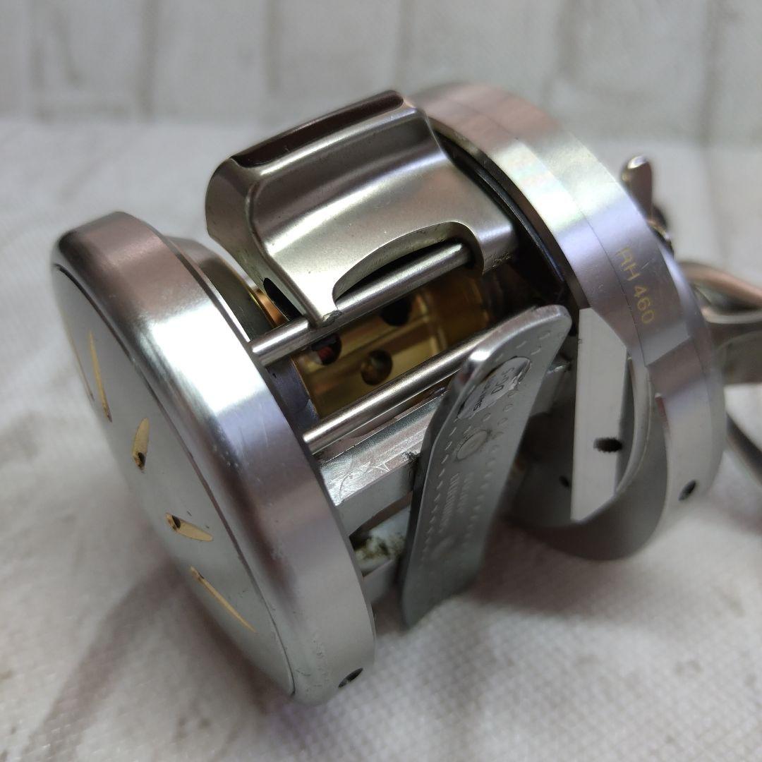 シマノ　カルカッタコンクエスト200DC 04カルカッタコンクエスト