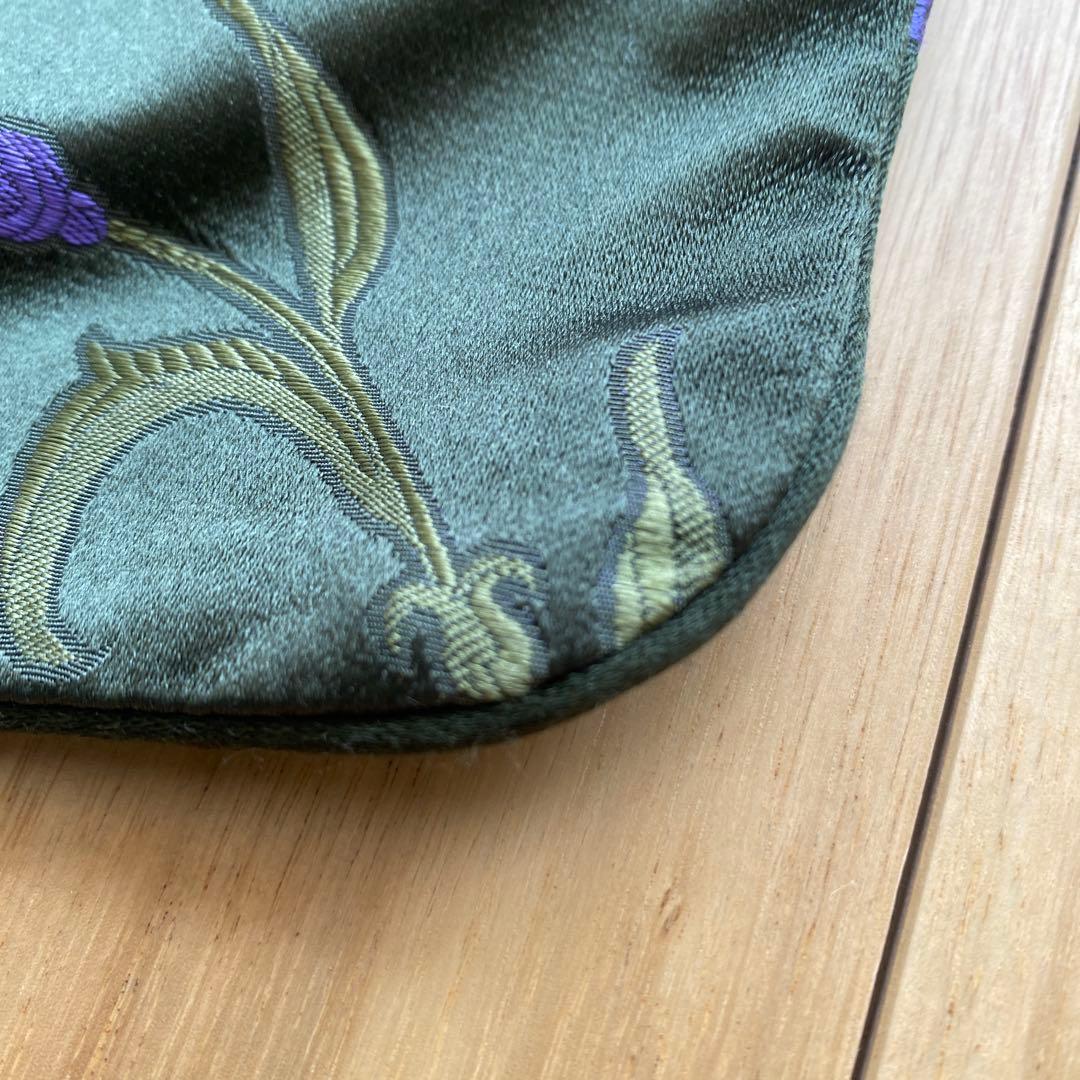 プラダ　シルクバック