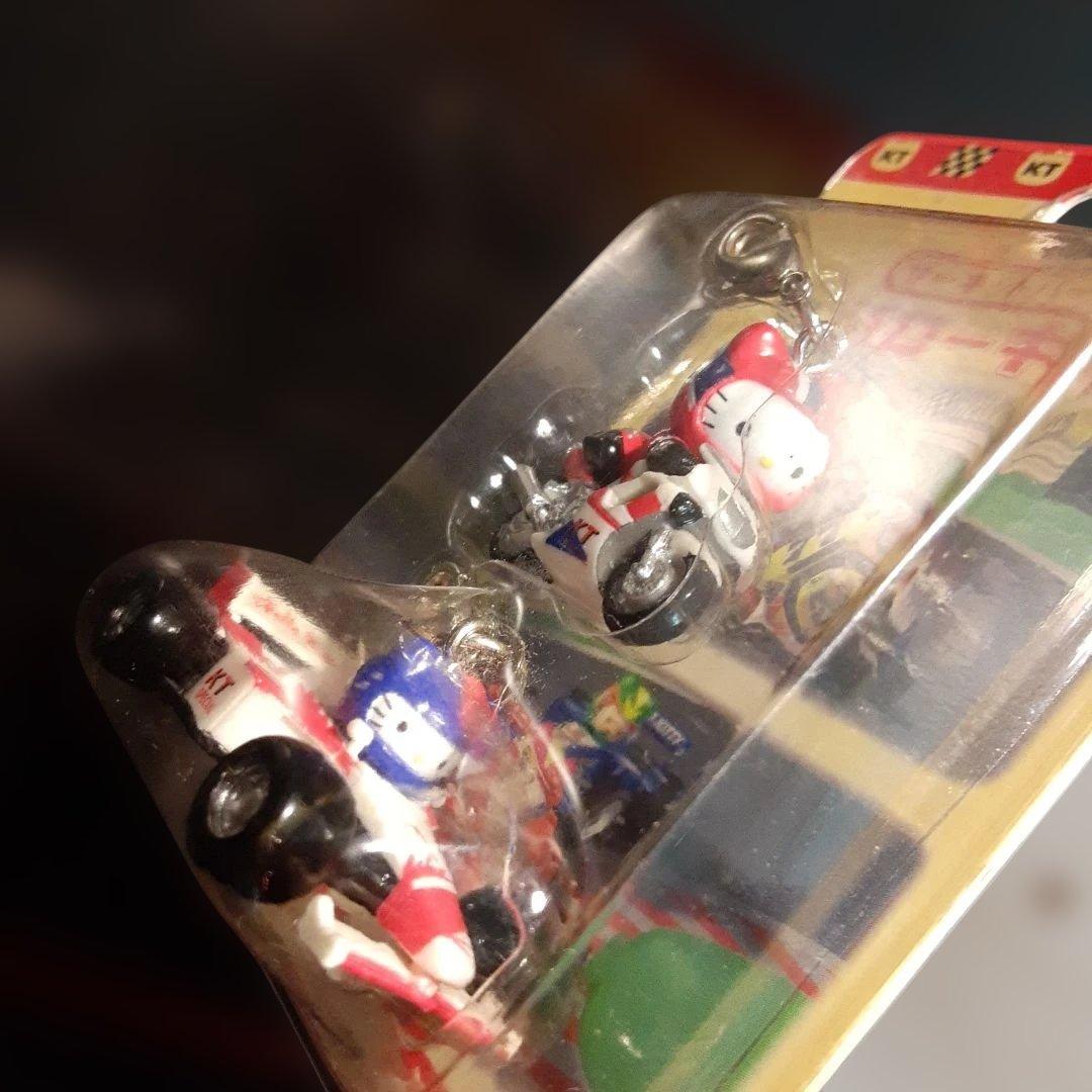 公*o様 ご当地キティ　サーキットバージョン　白