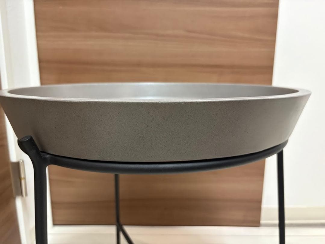 【美品】moda en casa アポロ エンドテーブル コンクリート モダン