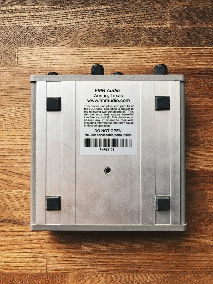 FMR Audio RNP8380 マイクプリアンプ