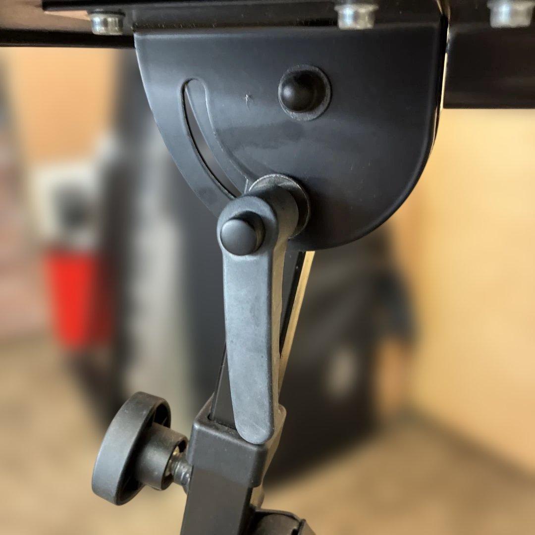 ケーアンドエム K&M 14047 スツール　背もたれ付き　ギター演奏用　椅子