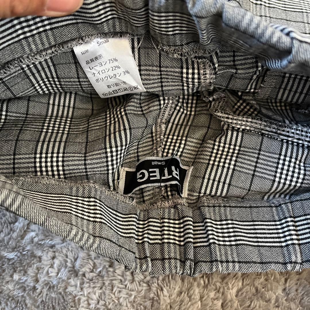 アダムスジャグラー ダウンベスト・ニット・パンツ