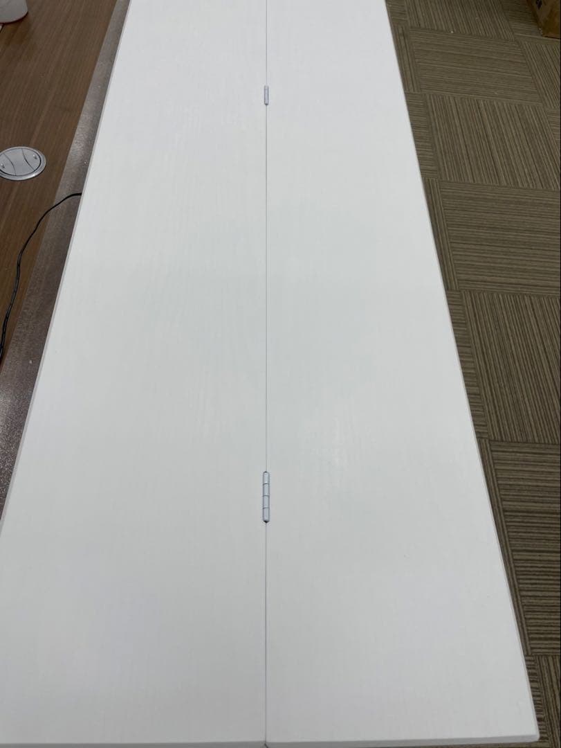 電子ピアノ88鍵盤　ハンマーアクション鍵盤　３本ペダル　　訳あり　ホワイト