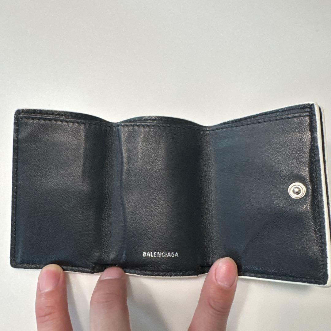 BALENCIAGA ホワイト三つ折り財布　最終値下げ