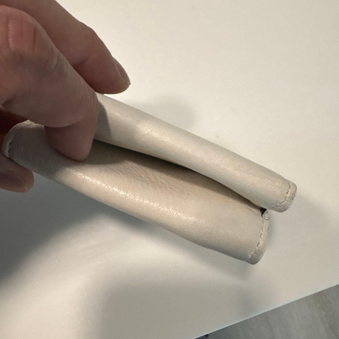 BALENCIAGA ホワイト三つ折り財布　最終値下げ