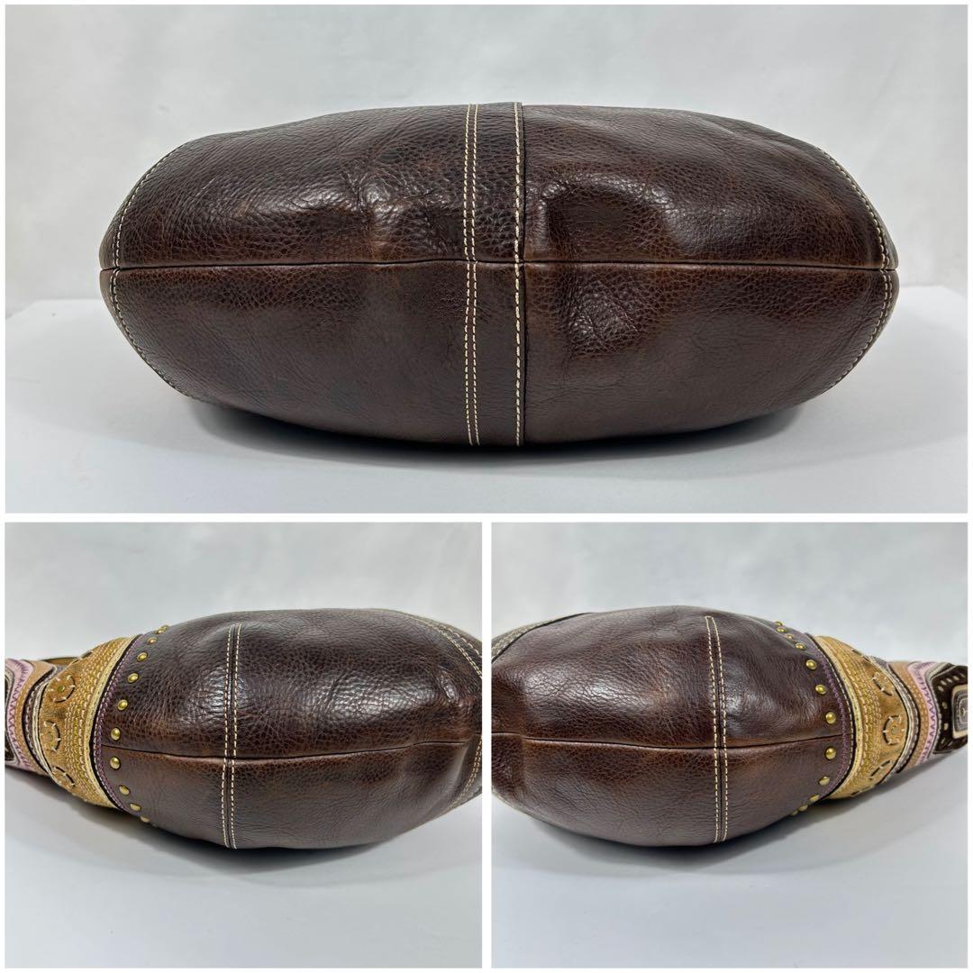 バッグ Coach Leather Studded Hobo Bag Brown
