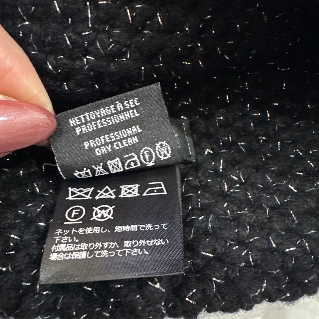 今季新作　新品　CHANEL 黒ニット帽 ロゴ刺繍入り