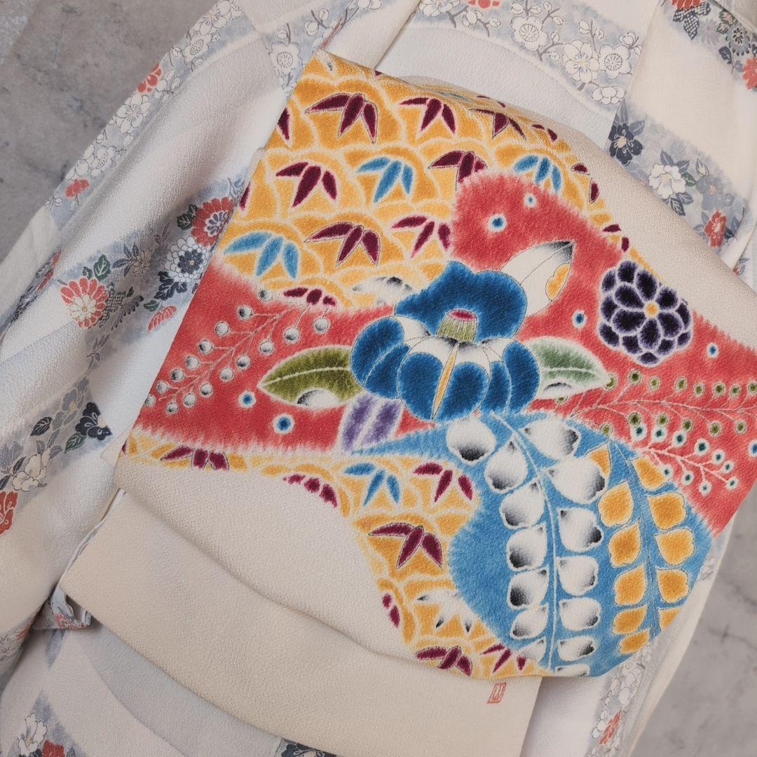 小紋　フルセット　着物　正絹　花　白地　可愛い　帯辻ヶ花　E2