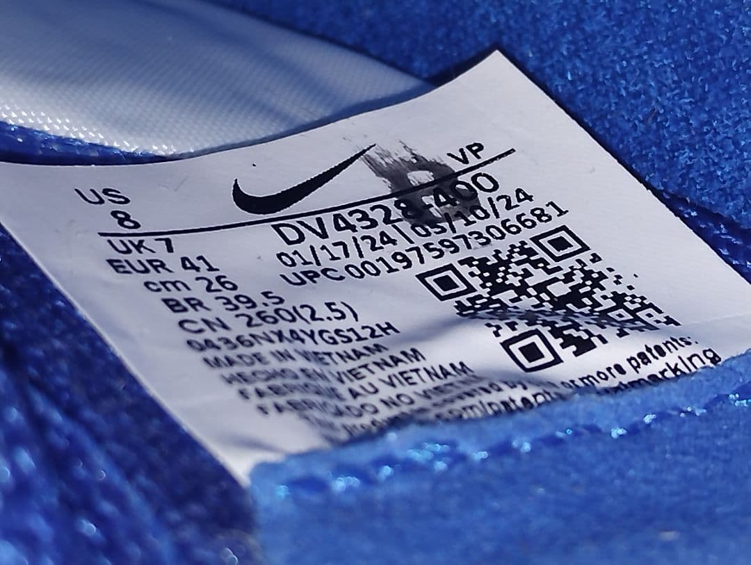 ティエンポ レジェンド 10 エリート FG　２６センチ