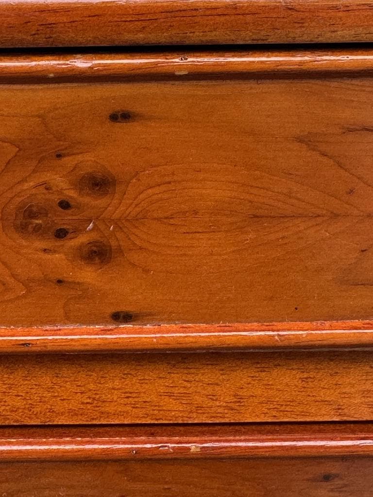 売約済み　英国　アンティーク　キャラメル色のチェスト　イチイ材　 サイドチェスト