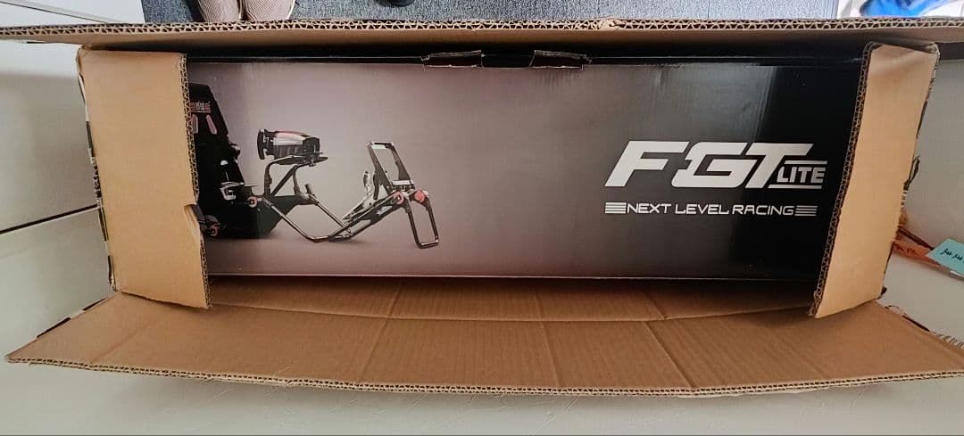 Next Level Racing レーシングコックピット F-GTLite