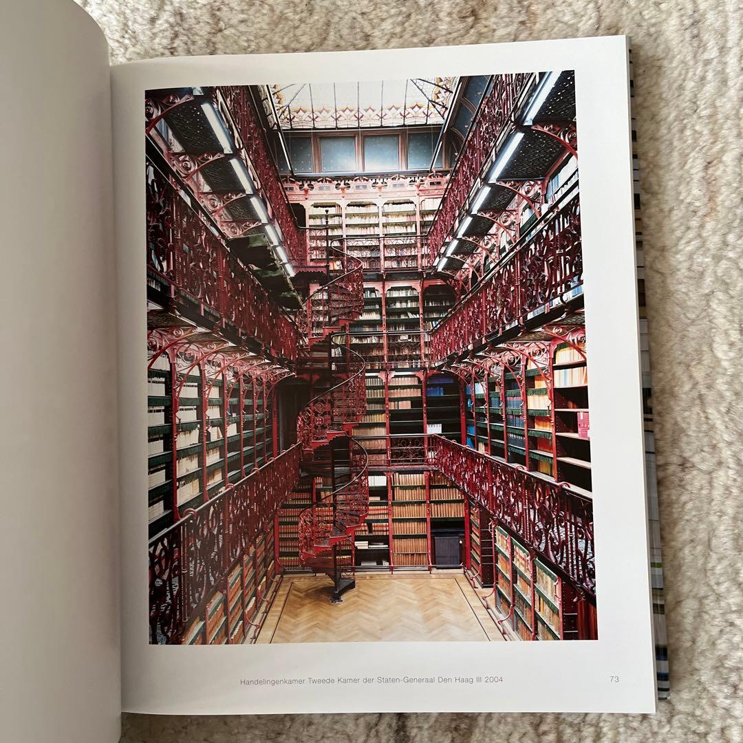 Candida Hofer 図書館の写真集
