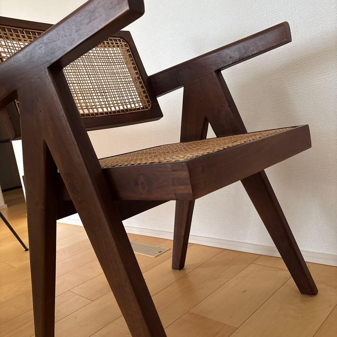 ピエールジャンヌレV-leg Office Chair リプロダクト