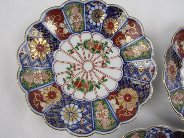 大聖寺伊万里 輪花 金彩菊花図 小皿 3枚 16ｃｍ 竒玉宝鼎之珍 0725 ④