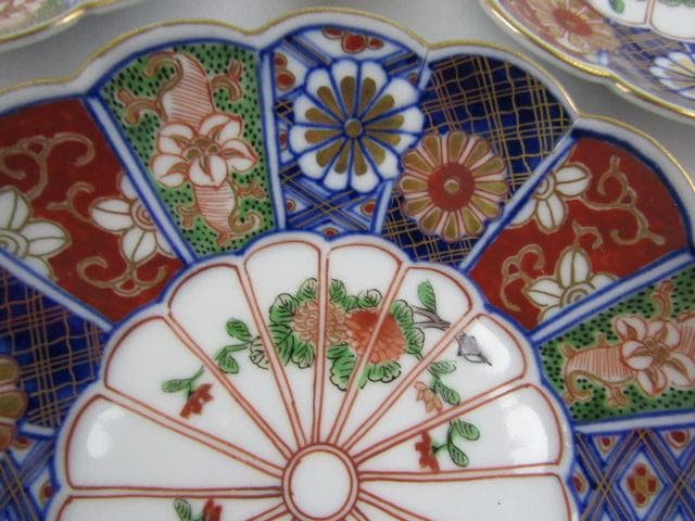 大聖寺伊万里 輪花 金彩菊花図 小皿 3枚 16ｃｍ 竒玉宝鼎之珍 0725 ④